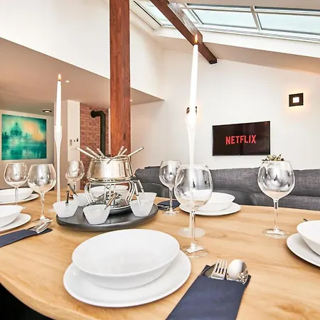 Rooftop On The Old Town Square, Whirlpool, Ac, Fireplace Apartment *