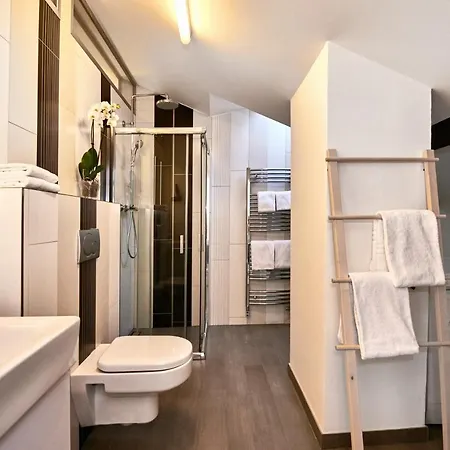 Rooftop On The Old Town Square, Whirlpool, Ac, Fireplace Apartment Prague