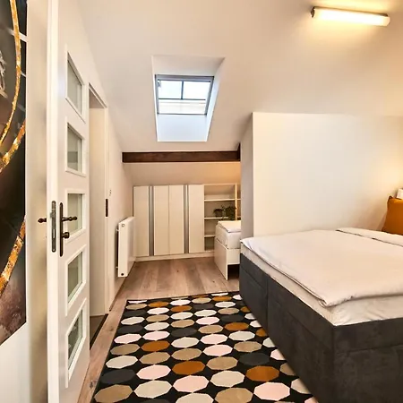Rooftop On The Old Town Square, Whirlpool, Ac, Fireplace Apartment *
